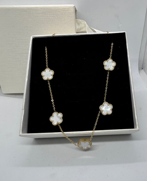 Collana In Argento Con Quadrifoglio Dorato - Flores Gioielli Collana In Argento Con Quadrifoglio Dorato - Flores Gioielli